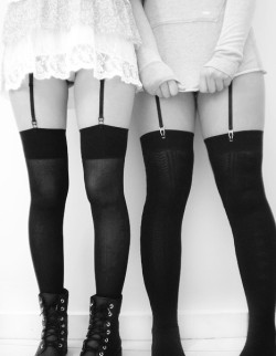 simply-stockings:  ღ 