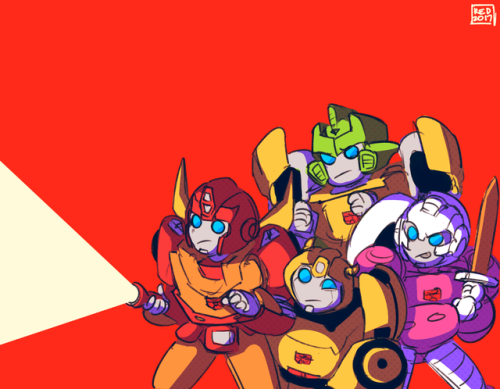 russet-red: Everyone is so round and adorable in this style! Bumble feels like an older sibling figu
