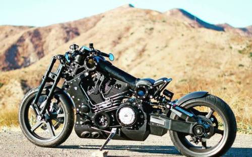 Damn  #bobber #custommotorcycle #custom #naked #motorcycle #bikes #biker #ride #superbike #bikelife 