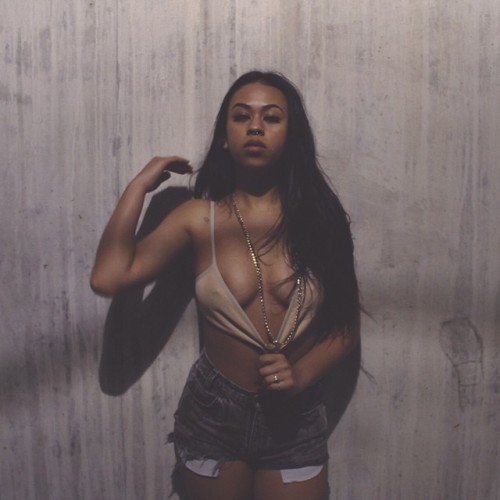 therealleaah:   ajuuki:  Bow down bitches ☹  So perfect 