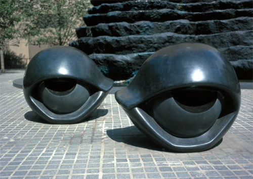 disease:LOUISE BOURGEOIS / EYE BENCHES I