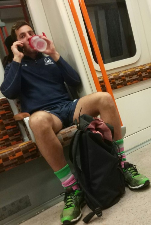 tubecrushlondon: Rugby lad @guysontransit@everydayhotness