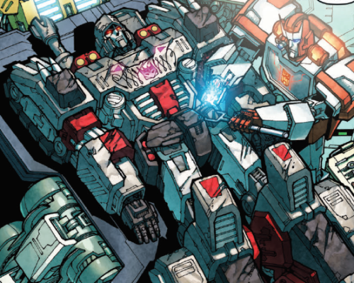So This Is How Milne Draws Megatron's Frame During Dark Cybertron (and In The Flashbacks To The Trial)