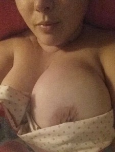 therunnerguy80:  Therunnerguy80.tumblr.com is your source for perfect natural titties. Follow, Like and Reblog! Submissions always welcome!  Submitted by sexygirlrosie.tumblr.com Go follow her!