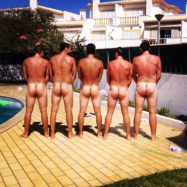 bigianh:  Bum buddies and naked mates 