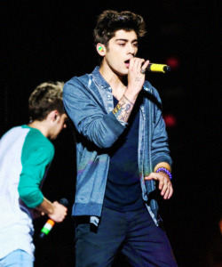 zaynrocksmyworld:  Zayn - May 10th, 2014 - WWA Tour - Sao Paulo, Brazil x 