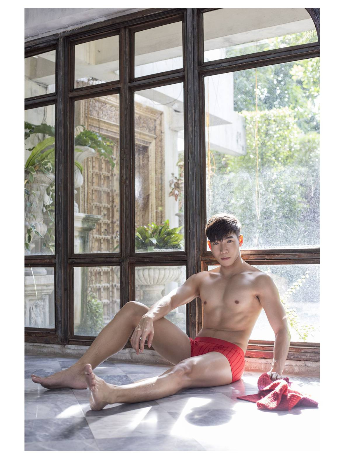 wes2men:  Kridsadatharn Aphisekmongkol is photographed by River Kanjanakrit for HiMM