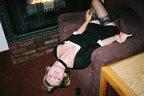 lecoledesfemmeslaurasfez:  La Fille qui Fume , Ashley Landon, shot by Laura Sfez for L’ecole des Femmes. 