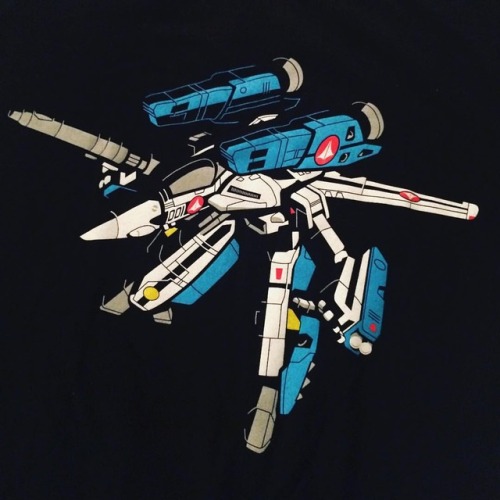 #NYCC2017 t-shirt purchase. #macross #robobotech No regrets!!!!