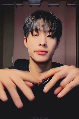 Someone Better Write A Super Fluffy And Cute Keeho Fanfic Rn And Send It To Me Or Else Bad Things Will
