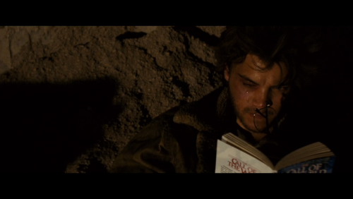 Into The Wild: Alexander Supertramp reading “Call of the Wild” by Jack London. #IntoTheW