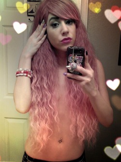 likearavecraver:  moon-cosmic-power:  Mermaid life. ( •ω•ฅ）..:*♥    lol remember when i was cute and skinny&hellip;