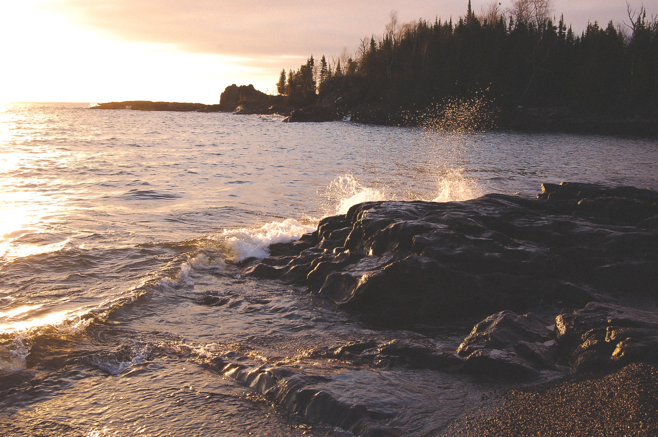 kylejengman:  Sugar Loaf Cove. Schroeder, Minnesota.