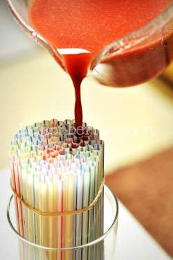 ozzmonism:  thecakebar:  Jello Worms Tutorial …. I’m posting this now cuz I’m going to forget for Halloween! :O  Wow dude. Tumblr always makes me wonder “why didn’t I think of that?” 