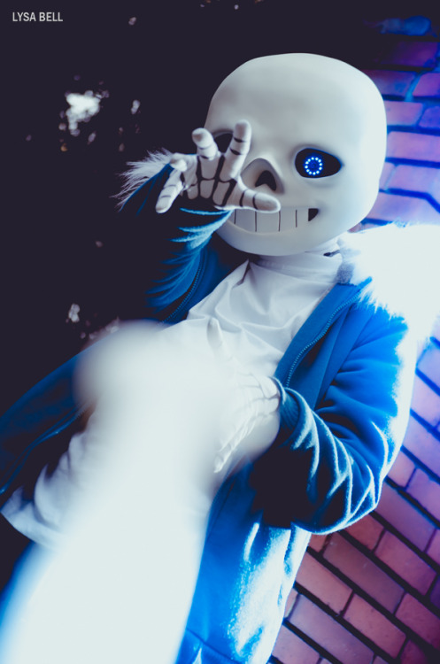 *Bad time intensifiesCosplayer is mephotos: @lysagraphy