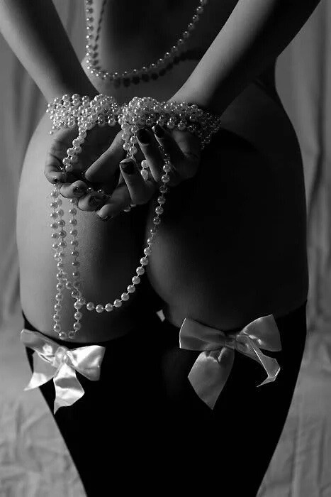 Pearls and bows