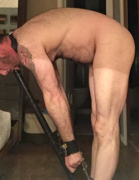 bdsmffhardpound:  Creative use of spreader bar to humiliate  a fag 
