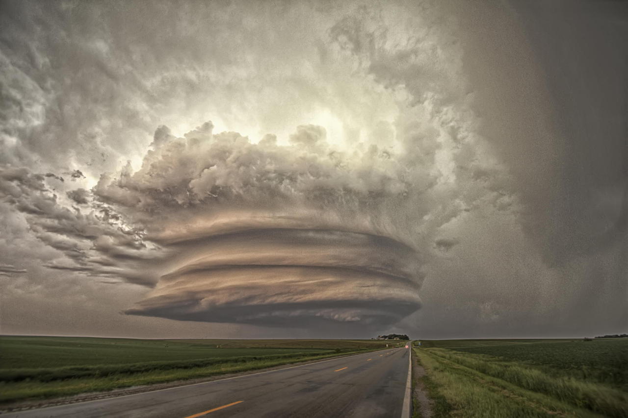 end0skeletal:  (by Caleb Elliott)  Kewl.
