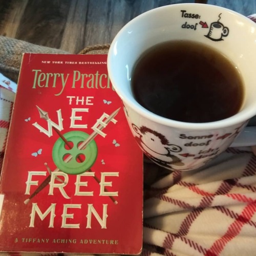 #NowReading my first #TerryPratchett. A buddy read with @kiavvyeh #Books #Reading #BookStagram #TheW