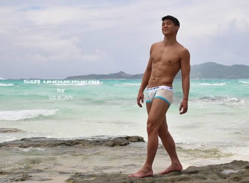 Viva!Asian hunks!