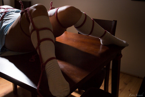dixie-shores: The Dinner Invitation She accepted the invite with much anticipation only to find that her host had an ulterior motive in mind.  Photography and Shibari by Foto Arcade September 2017 Keep reading 