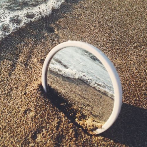 landscape-photo-graphy:  Magical Scenic Portals Opened With Reflective IllusionsAccidentally coming across a little mirror, this artist was inspired to use it in an inventive way to take photographs. The Reflectionist creates landscape illusions from