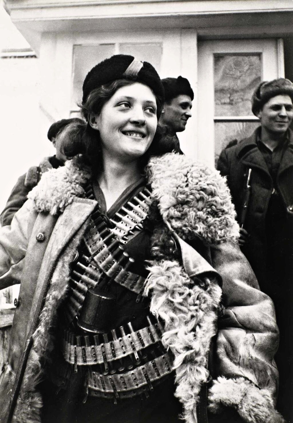 Thomas Arkady Shaikhet - Olga Mekheda, Partisan Girl, 1942. Olga Mekheda, la femme