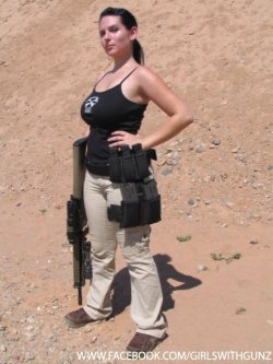 girlandguns:  Girl With Gun  follow me at : http://girlandguns.tumblr.com/