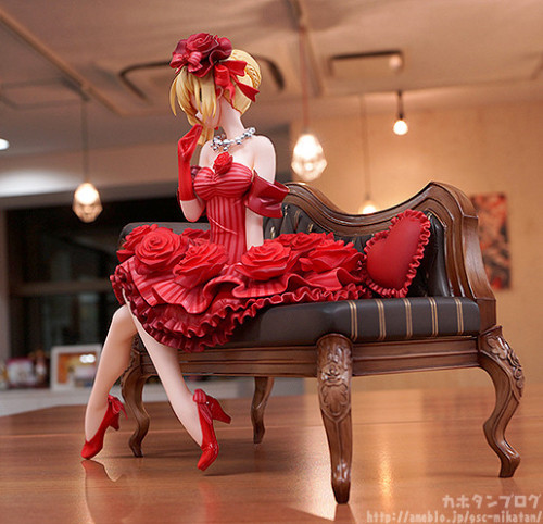 ohnoraptors: 【ご予約受付中】アクアマリンさんアイテム「アイドル皇帝/ネロ」をご紹介♪｜フィギュアメーカー・グッドスマイルカンパニー勤務 『カホタンブログ』