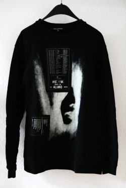 toephix:  Raf Simons A/W 05-06 Sweatshirt