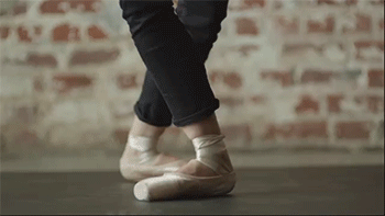 onlyblackgirl:  hyhx:  sizvideos:  Watch the video of the A-Z of Dance  I am in love