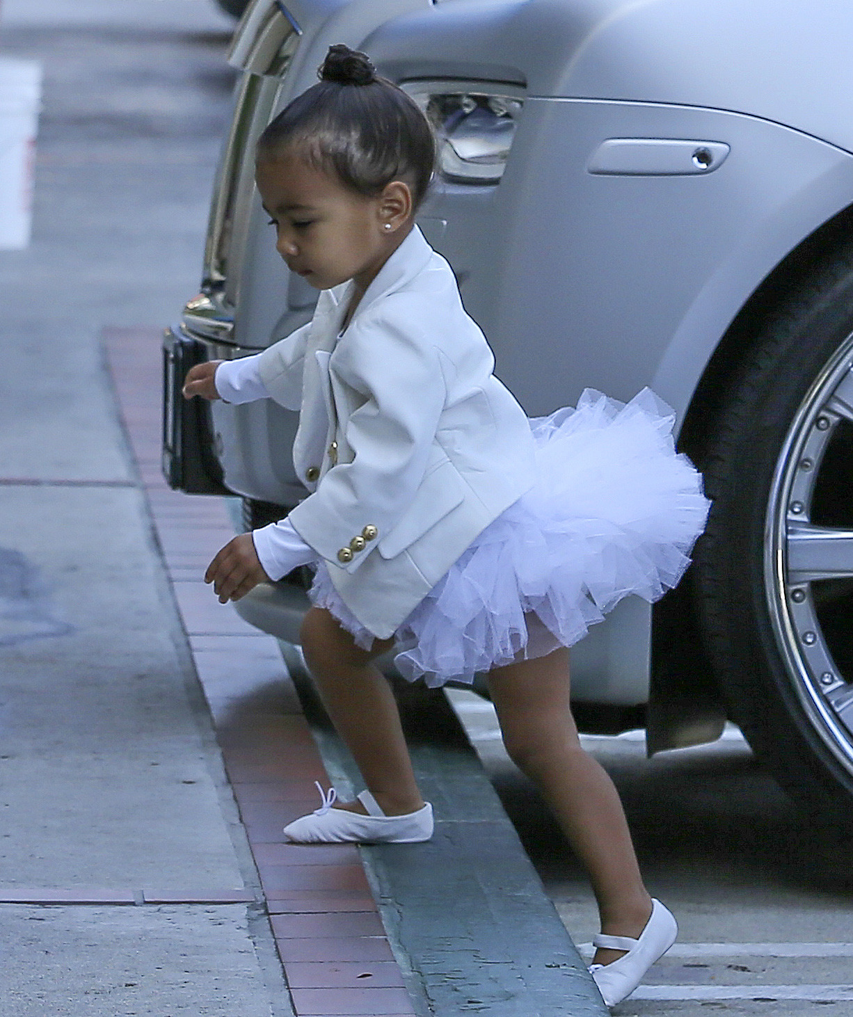 celebritiesofcolor:  North West arriving for a dance class at Miss Melodee Studios