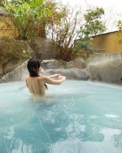 Japanese onsen, via oguro.keita  大分県