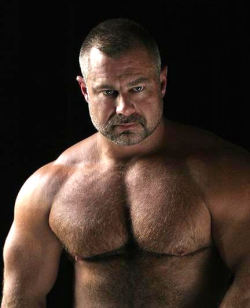 grade-a-beef:  mismachos:  Muscle Bear  (via