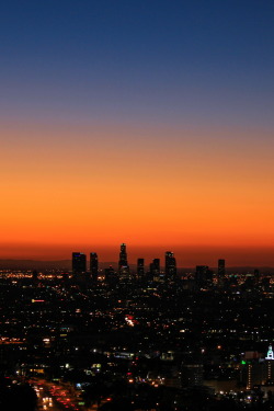 r2–d2:  City of Angels at Dawn 