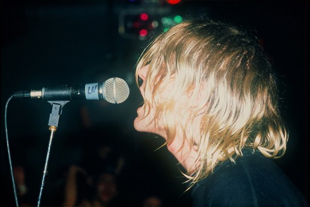 storedeepinsideme:    Nirvana at Kryptonight, Baricella, Italy. November 20, 1991