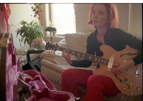 Shirley Manson, guitar practice, Smart Studios, 2001.