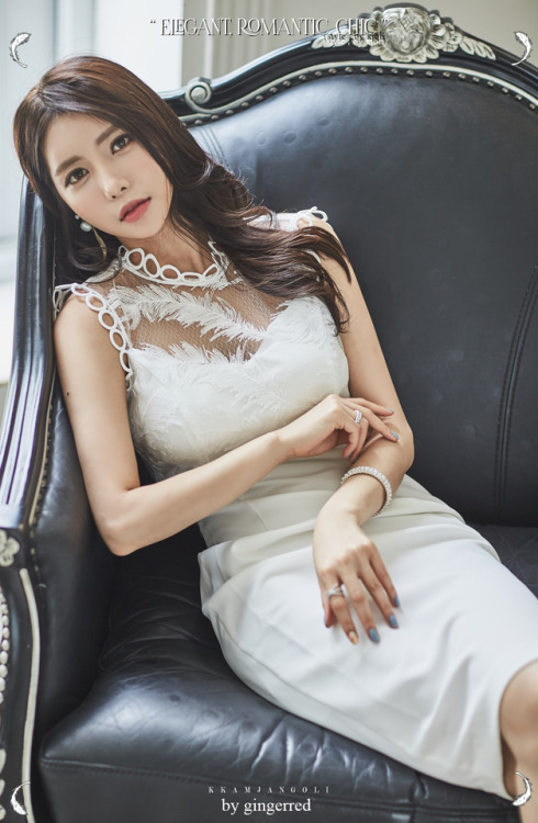 Yi Yeon- Photoset 24 July, 2017photo edit(cut) by gingerredwhen placing on other resources, And also