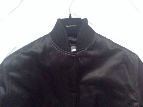 theclassyissue:  Givenchy Paris