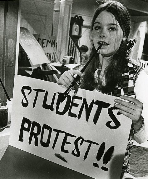ladiesofthe60s: Susan Dey holding up a protest sign, c. late 60s.
