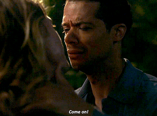 "I Killed Him And He Fuckin' Had It Coming." -Interview With The Vampire S2e3