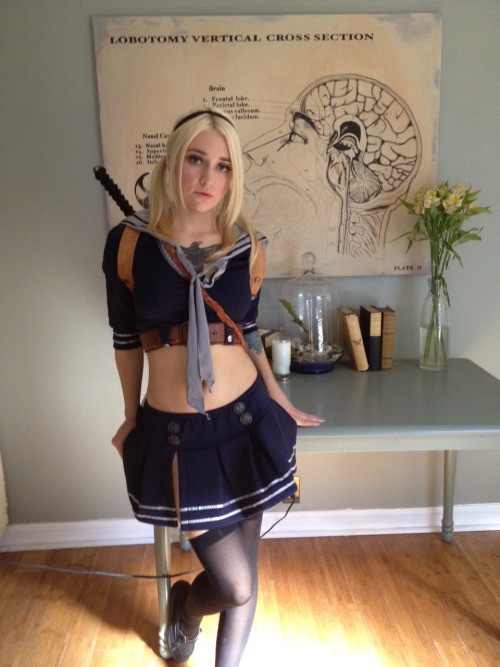 venomography:  Long story short. I really like dressing up. Happy Halloween every one!!!