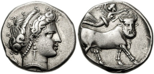 Silver didrachm of the polis of Neapolis (Naples) in Magna Graecia (south Italy).  On the obverse, a