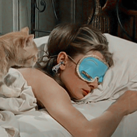 holly golightly iconslike or reblog if u save :)credits to @katebridgs on twitter