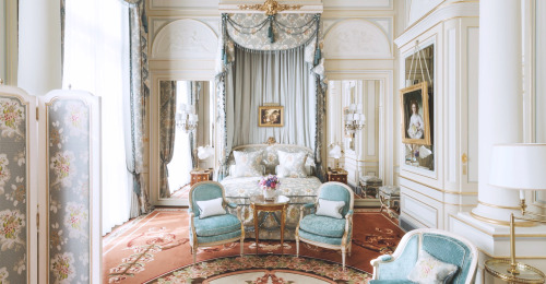 joli-boudoir - The beautiful and luxurious Ritz Hotel in Paris,...