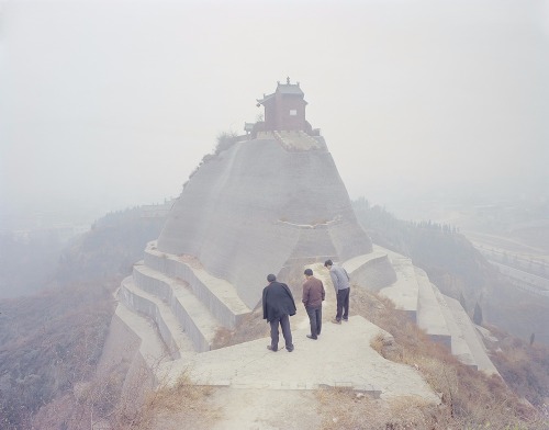 riggu:Between the Mountains and Water by Zhang Kechun