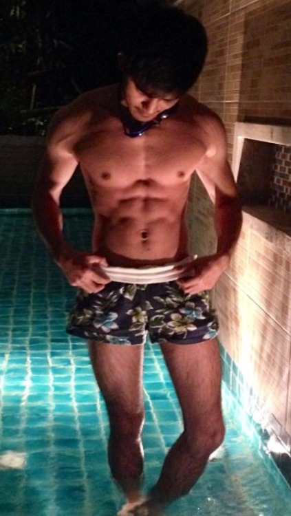 asianmusclefetish:  Original post: http://asianmusclefetish.tumblr.com 
