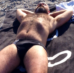 Follow my two hairy men blogs:http://sambrcln.tumblr.comhttp://hairysex.tumblr.com