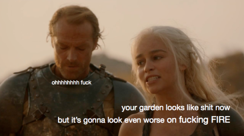 broodinghunx:moeoftoe:i’m sorry i was watching this scene and omg jorah’s fucking face the whole tim