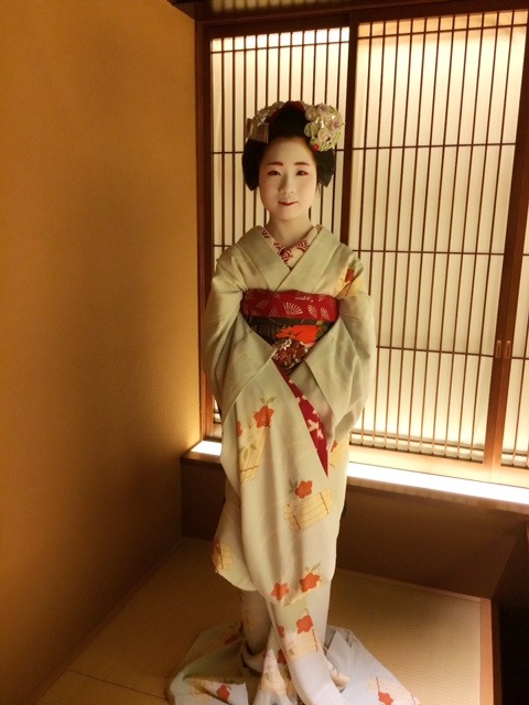 geisha-kai:  Maiko Umecho and Umechie for July 2014 (SOURCE)